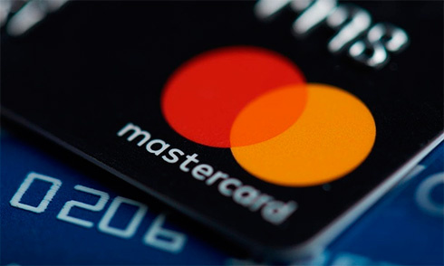 Mastercard информировала банки в Казахстане о возможности обслуживать карты с истекшим сроком действия